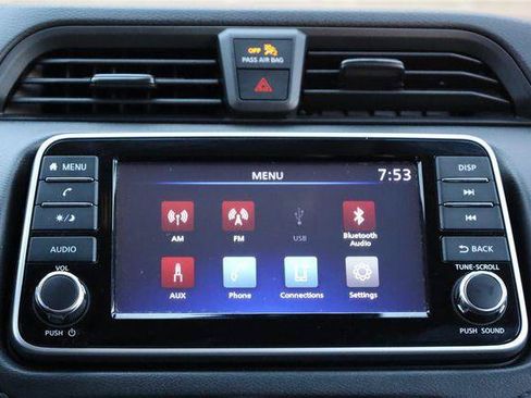Used 2025 Nissan Versa S w/ Trunk Package FWD image 38