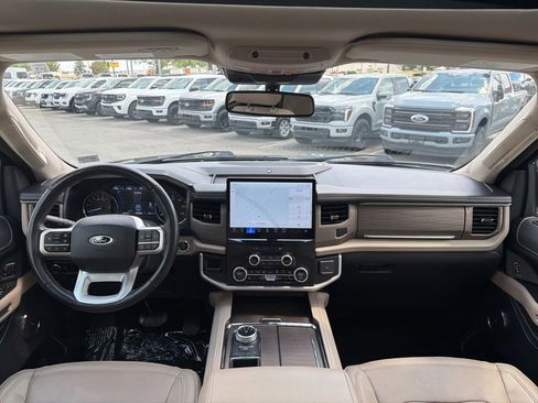 Used 2024 Ford Expedition Max Limited RWD image 25