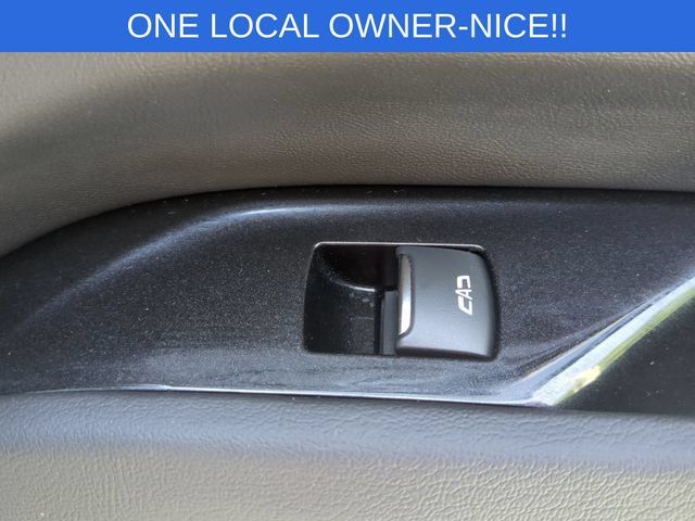 Used 2024 Cadillac Escalade Premium Luxury w/ Performance Package AWD/4WD image 39