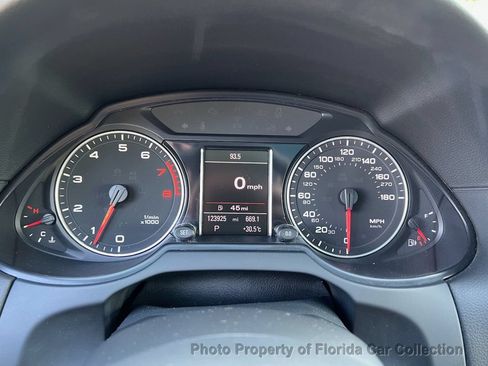 Used 2012 Audi Q5 3.2 Prestige AWD/4WD image 53