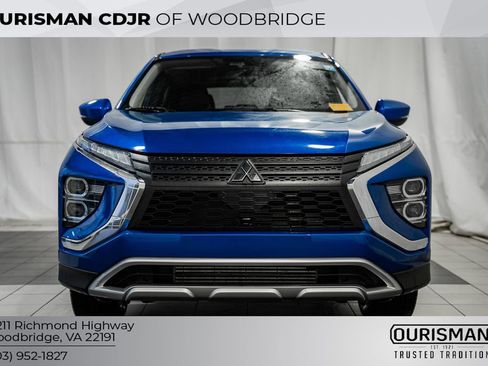 Used 2025 Mitsubishi Eclipse Cross SE image 2