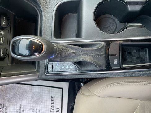 Used 2015 Hyundai Sonata SE image 25