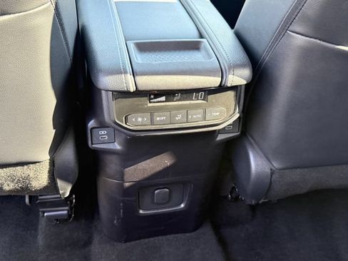 Used 2026 Toyota Grand Highlander FWD image 31