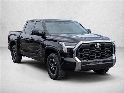 Used 2025 Toyota Tundra SR5 AWD/4WD image 3