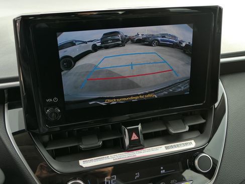 Used 2024 Toyota Corolla LE image 20