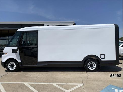 Used 2024 Chevrolet Brightdrop 600 w/ Commercial Equipment Package AWD/4WD image 4