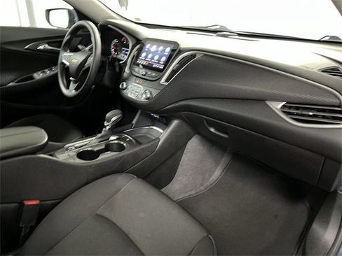 Certified 2024 Chevrolet Malibu LT image 29