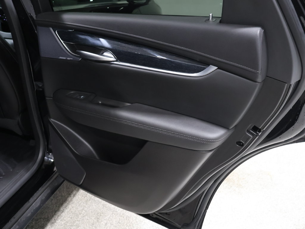Used 2025 Cadillac XT5 Premium Luxury AWD/4WD image 22