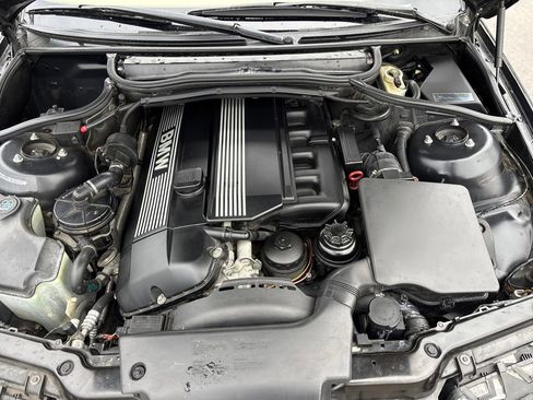 Used 2003 BMW 325i Sedan image 20