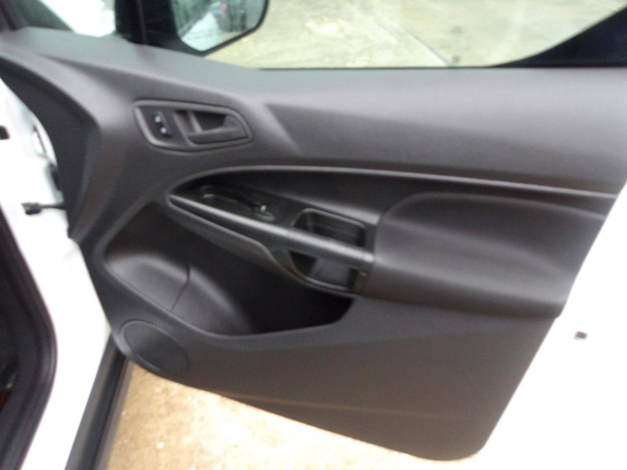 Used 2017 Ford Transit Connect XL FWD image 8