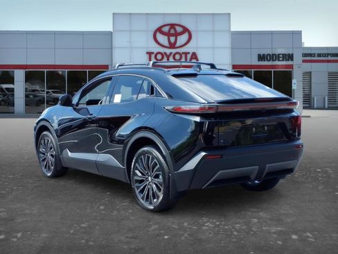 New 2026 Toyota C-HR AWD/4WD image 4