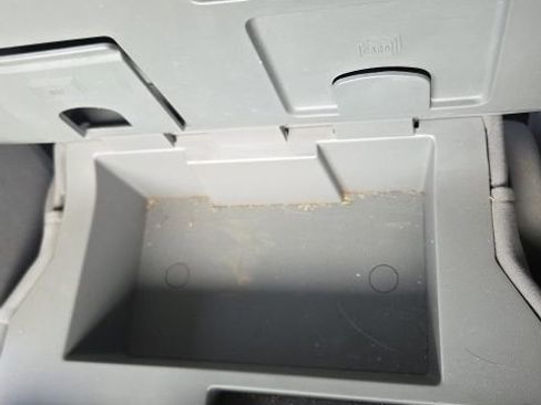 Used 2011 Toyota Tundra 4x4 Double Cab w/ Tow Pkg image 29