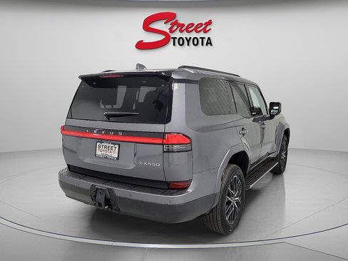 Used 2025 Lexus GX 550 w/ Cold Area Package image 5