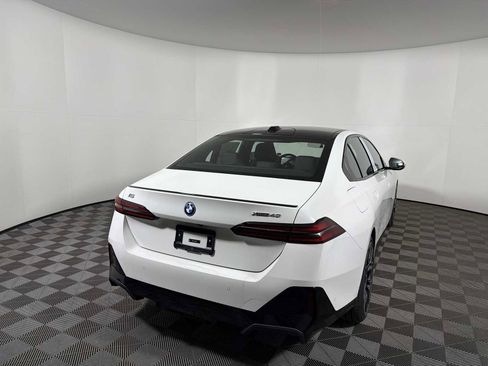 New 2026 BMW i5 eDrive40 w/ M Sport Package image 9