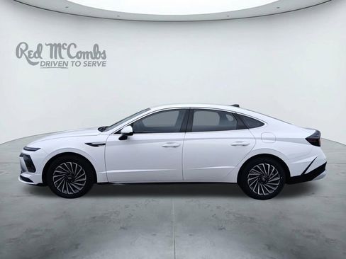 New 2025 Hyundai Sonata SEL FWD image 2