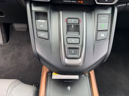 Used 2022 Honda CR-V Touring image 30