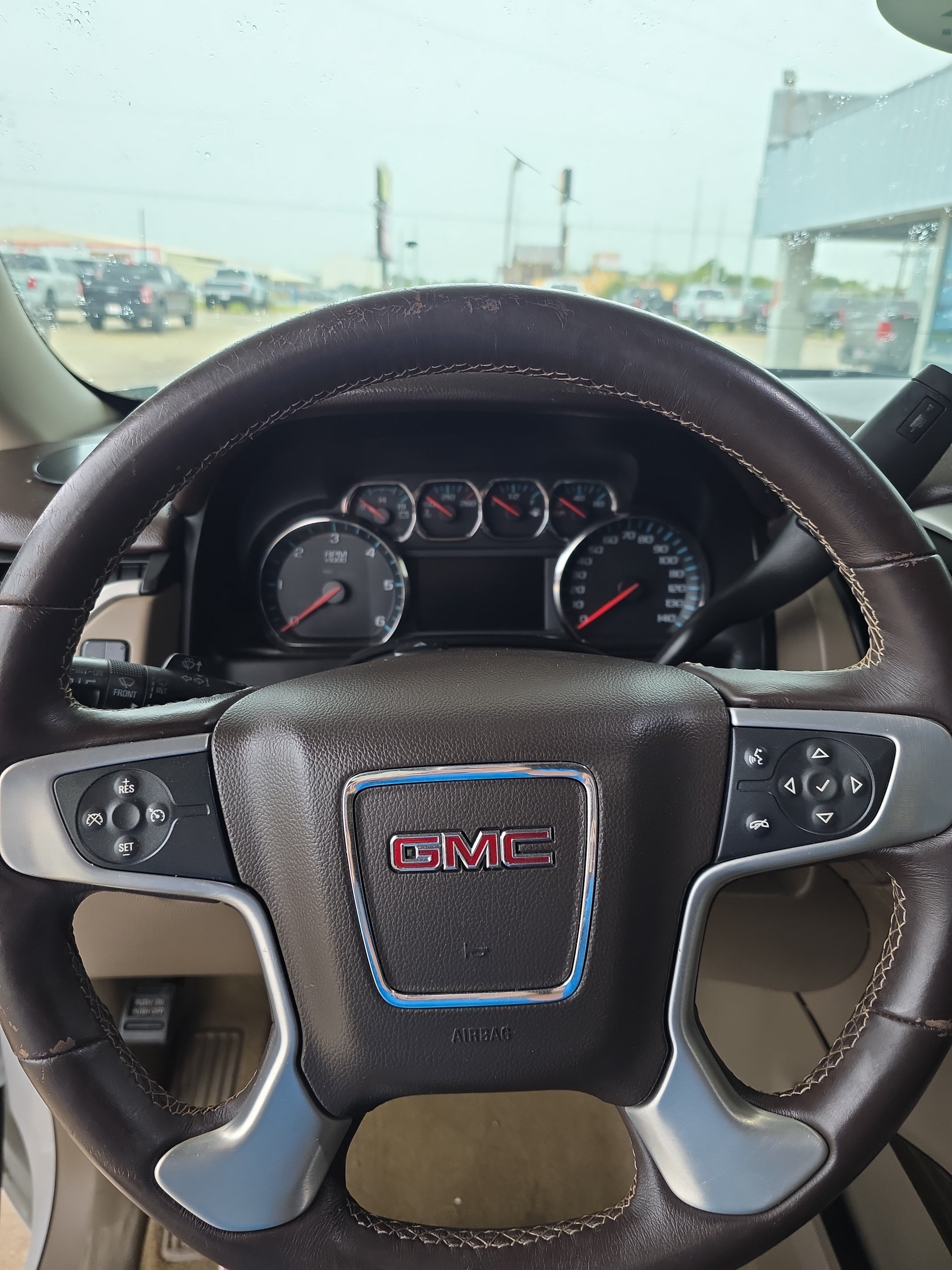 Used 2017 GMC Yukon SLE w/ SLE Value Package RWD image 13