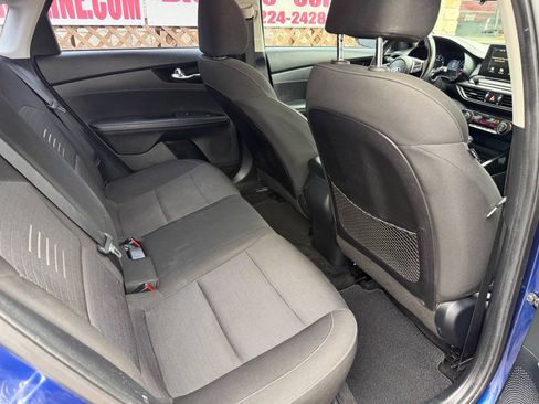 Used 2019 Kia Forte S FWD image 11