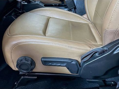 Used 2022 Jeep Wrangler Unlimited Sahara w/ Cold Weather Group image 27