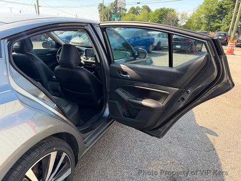 Used 2020 Nissan Altima 2.5 SR FWD image 14
