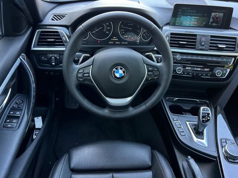Used 2017 BMW 330i Sedan image 16