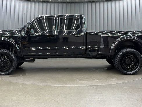 Used 2026 Ford F450 Platinum w/ Platinum Plus Package AWD/4WD image 2