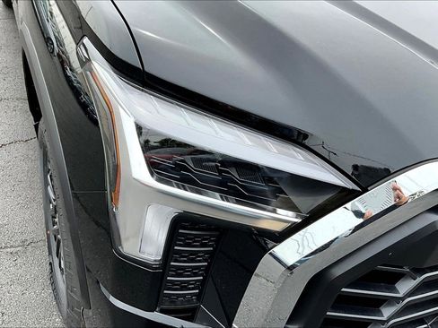 New 2026 Toyota Tundra SR5 AWD/4WD image 8