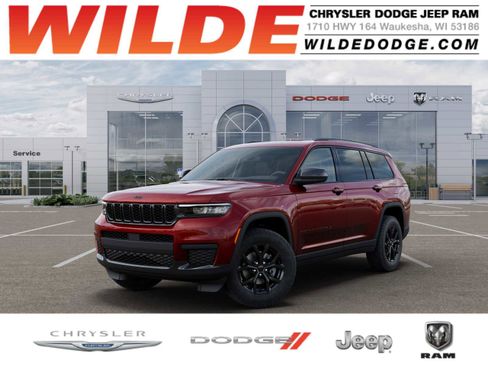 New 2025 Jeep Grand Cherokee L Altitude image 1