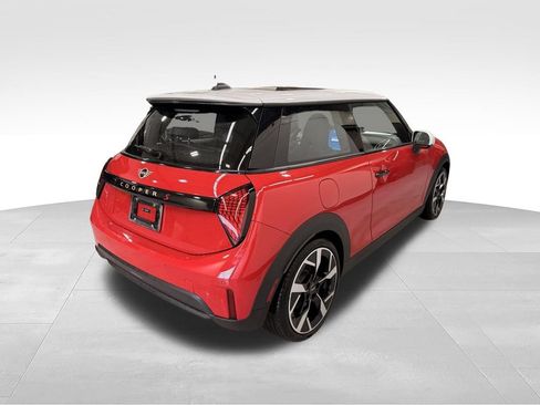 Certified 2025 MINI Cooper S FWD image 6