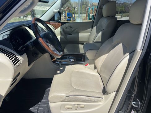 Used 2019 INFINITI QX80 Luxe w/ 22" Wheel Package image 16