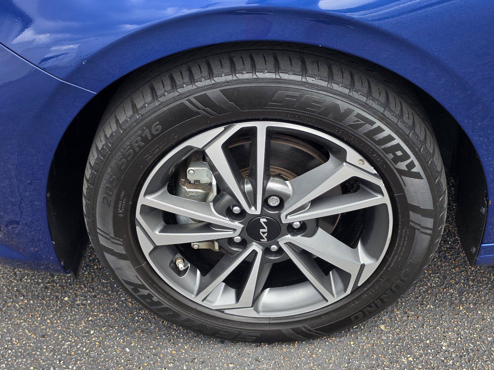 Used 2023 Kia Forte LXS FWD image 35