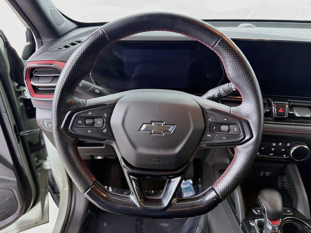Used 2024 Chevrolet TrailBlazer RS AWD/4WD image 11