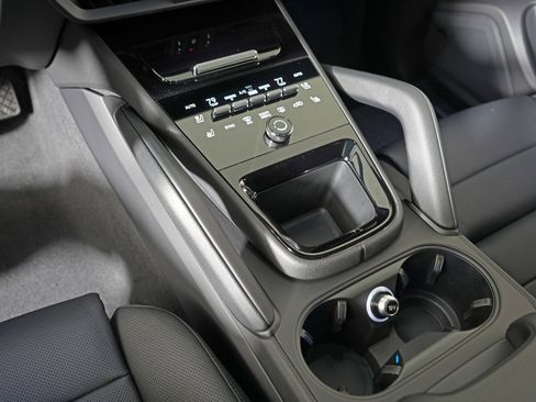 New 2026 Porsche Cayenne E-Hybrid image 31