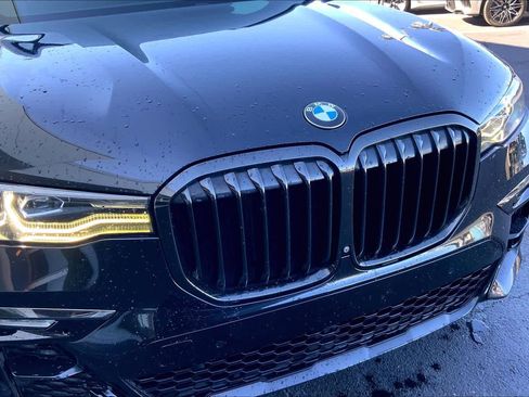 Used 2021 BMW X7 xDrive40i w/ M Sport Package image 29