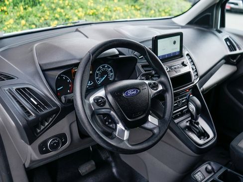 Used 2022 Ford Transit Connect XL image 21