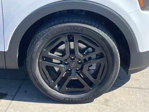 Used 2025 Kia Telluride SX Prestige X-Line AWD/4WD image 9