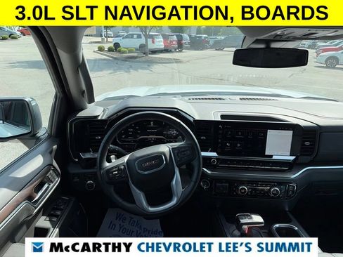 Used 2024 GMC Sierra 1500 SLT w/ SLT Premium Plus Package AWD/4WD image 45