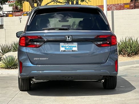 New 2026 Honda Odyssey EX-L image 5