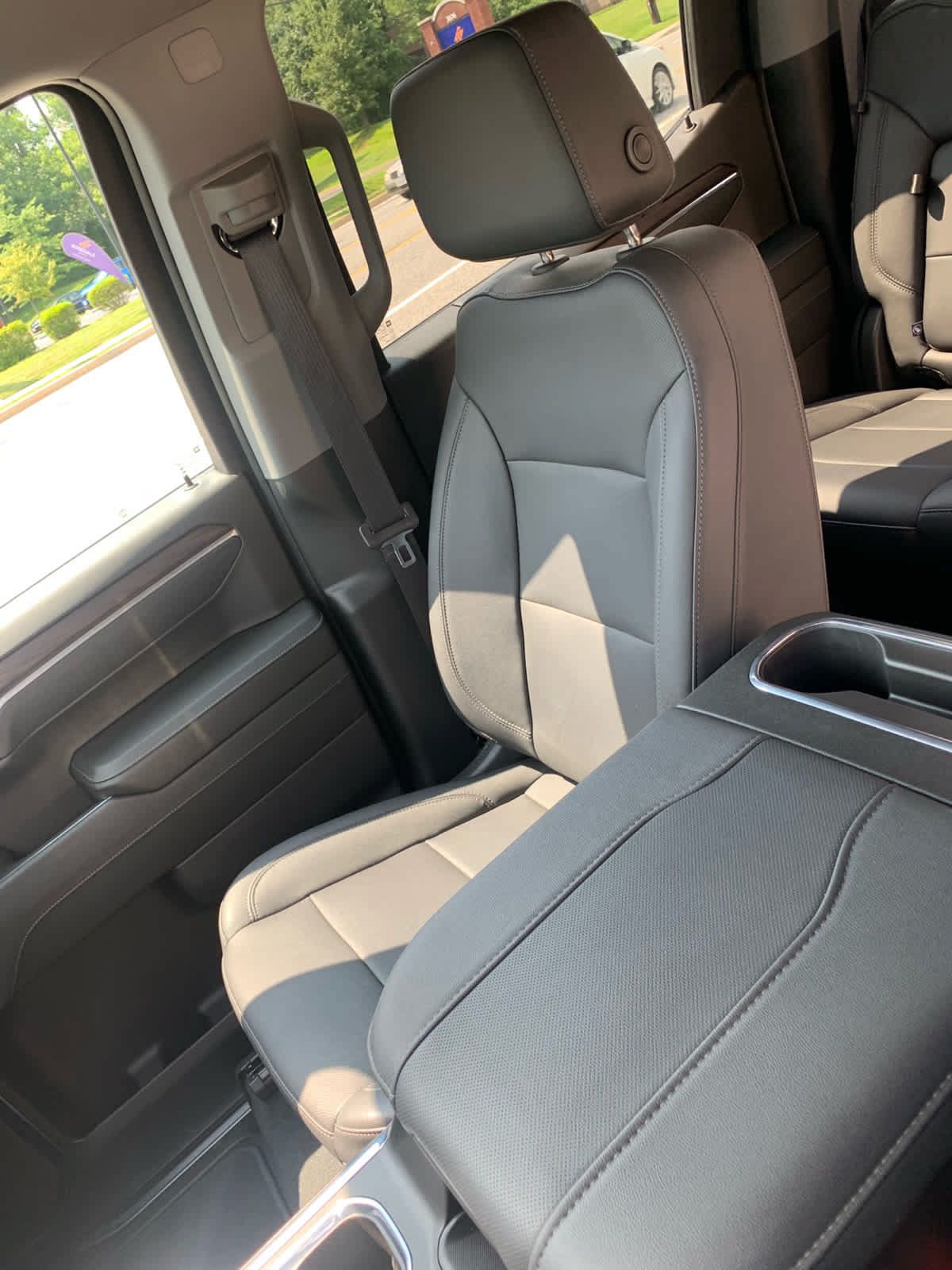 Used 2023 GMC Sierra 1500 SLT w/ SLT Premium Package AWD/4WD image 20