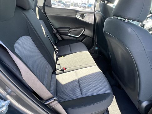 Certified 2023 Kia Soul LX image 18