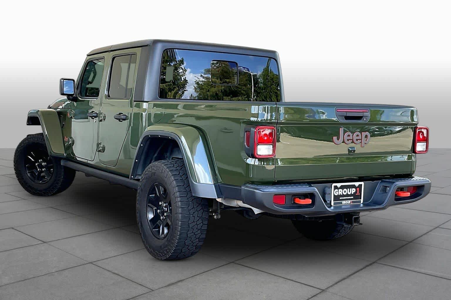 Used 2022 Jeep Gladiator Mojave w/ Cold Weather Group AWD/4WD image 11