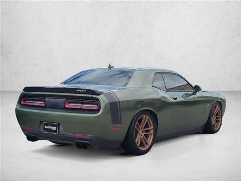 Used 2018 Dodge Challenger R/T Scat Pack RWD image 5