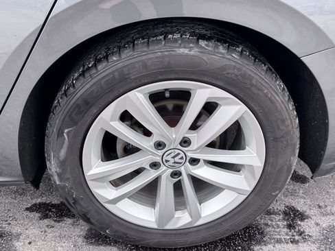 Used 2020 Volkswagen Passat 2.0T S image 40