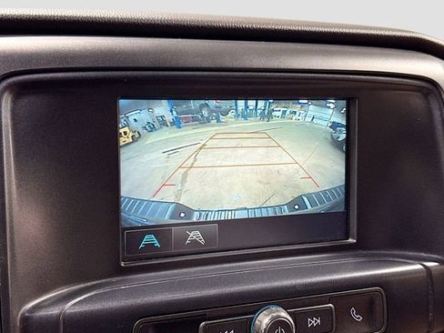 Used 2018 Chevrolet Silverado 1500 Custom w/ Custom Value Package image 15