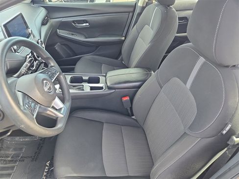 Used 2025 Nissan Sentra SV image 14