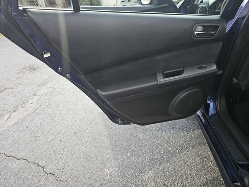 Used 2010 MAZDA MAZDA6 i Touring image 8