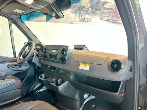 New 2026 Mercedes-Benz Sprinter 2500 image 25