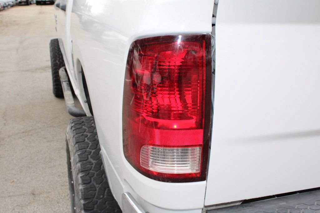Used 2016 RAM 2500 Tradesman w/ Chrome Appearance Group AWD/4WD image 11