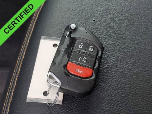 Used 2025 Jeep Gladiator Sport w/ Premium Package AWD/4WD image 37