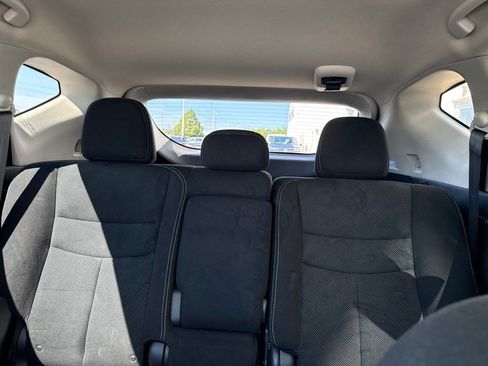 Used 2018 Nissan Murano SV AWD/4WD image 10
